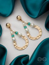 The Circle of Light - Golden Embellished Earrings