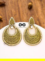 An Elegant Pearl Mesh (Golden) - Embellished Oxidised Collection