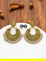 An Elegant Intricate Pearl Delight (Golden) - Embellished Oxidised Collection
