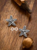 The Little Boho Starfish Studs - Tiny Trinket Earrings