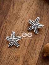 The Little Boho Starfish Studs - Tiny Trinket Earrings