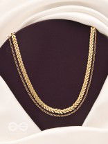 The Chain Of Allure - Golden Statement Neckpiece With Anti-Tarnish Coating 