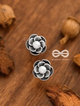 The Little Pearly Florals - Tiny Trinket Earrings