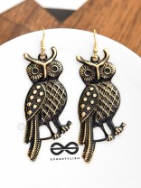 The Golden Chic Owls - A Dark Fantasy Collection