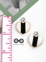 The Chic Valentine - Golden Heart Studs