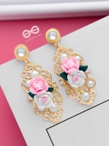 The Statement Vintage Artwork - Golden Dangler Earrings