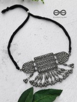 A Bohemian Beauty - Classic Oxidised Choker