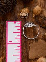 The Intricate Peacock Toe Ring - Tiny Trinket Collection