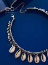 A Bohemian Indulgence - Oxidised Shell Choker Neckpiece