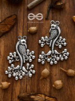The Poignant Peacocks - Set of Earrings and Neckpiece