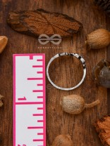 Nature's Delight Toe Ring - Tiny Trinket Collection