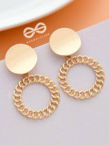 The Links of Glamour - Golden Statement Earrings