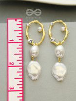 An Eclectic Delight - Statement Pearl Earrings