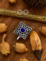 The Elegance Sqaured - Non-Pierced Boho Nosepin (Sapphir Blue)