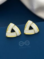 Miss Minimilist - ELegant Enamel  Earrings
