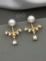 The Majestic Pearl Chandeliers - Golden Statement Earrings