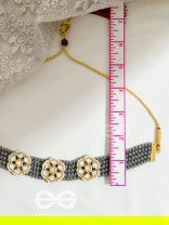 The Classy Elegance - Set of Statement Choker and Studs (Gray)