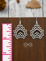 Queen of Hearts - Tiny Trinket Earrings
