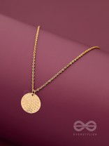 I'm A Magnificent Mirage - Golden Casual Neckpiece With Anti-Tarnish Coating 