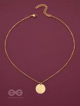 I'm A Magnificent Mirage - Golden Casual Neckpiece With Anti-Tarnish Coating 
