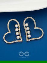 The Heart's Desire- Golden Rhinestones and Pearl Earrings