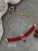 THE MYSTICAL MAGNIFICENCE - SET OF STATEMENT CHOKER AND EARRINGS (BERRY RED)