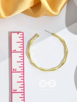 The Enso Circle- Elegant Golden Hoops