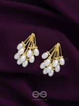 Pearlicious Flowers- Golden Pearl Earrings