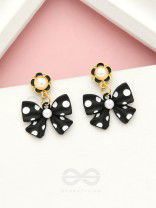 Take a Bow, Polka- Black and White Golden Pearl Earrings