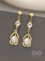 Twirling Vines- Golden Pearl Earrings
