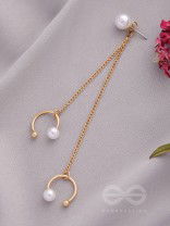 The Flipped Smile- Golden Pearl Ear Cuff (Single Ear)