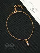 The Icey Glam - Golden Anklet