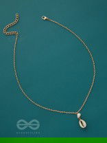 Beach Nostalgia- Golden Seashell Necklace With Anti-Tarnish Coating