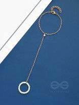 Pearl Around- Hand Harness Golden Pearl Bracelet