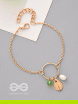 The Trinity Ring- Elegant Golden Bracelet