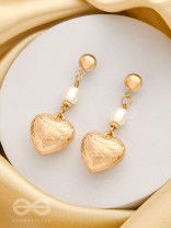 A Heart of Gold- Classy Golden Earrings