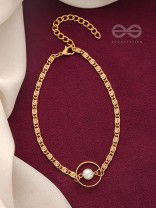 The Moon Ring- Golden Pearl Anklet