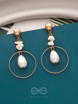 The Lord of the Rings- Golden Pearl Earrings