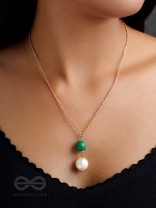 Flora N Fauna- Golden Pearl Necklace With Anti-Tarnish Coating 