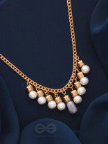 Glowing Lanterns- Golden Pearls Necklace With Anti-Tarnish Coating 