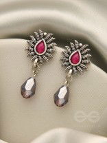 DROPS OF LIGHT- TINY TRINKET EARRINGS (Carmine Red)