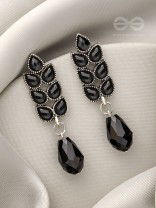 The Grapevine- Embellished Oxidized Earrings (Black)