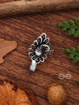 A DAZZLING BEAUTY - OXIDISED PRESS-ON NOSEPIN