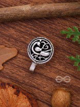 THE MAJESTIC AVIAN - OXIDISED NON-PIERCED NOSERING