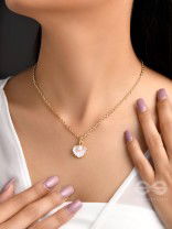 The Shell Stunner- Golden Embellished Necklace With Anti-Tarnish Coating 