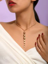 Drop Dead Gorgeous Golden Embellished Necklace With Anti-Tarnish Coating 