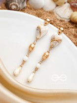 The Rope of Sand- Golden Embellished Earrings