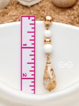 Sand n Pearls- Golden Embellished Earrings