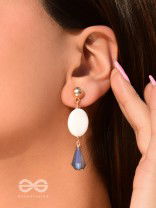 The Midnight Sea- Golden Shell & Beads Earrings