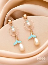 The Minty Mermaid- Golden Pearl Earrings